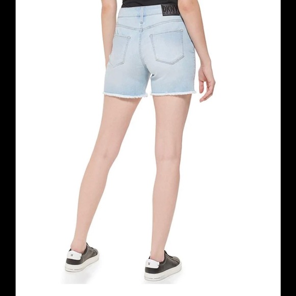 DKNY comfort stretch Shorts - Brand New With Tags - Picture 2 of 8